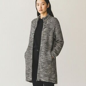 Twenty Womens Full Zip Textured Knit Sweater Jacket Black White Made in Canada S
